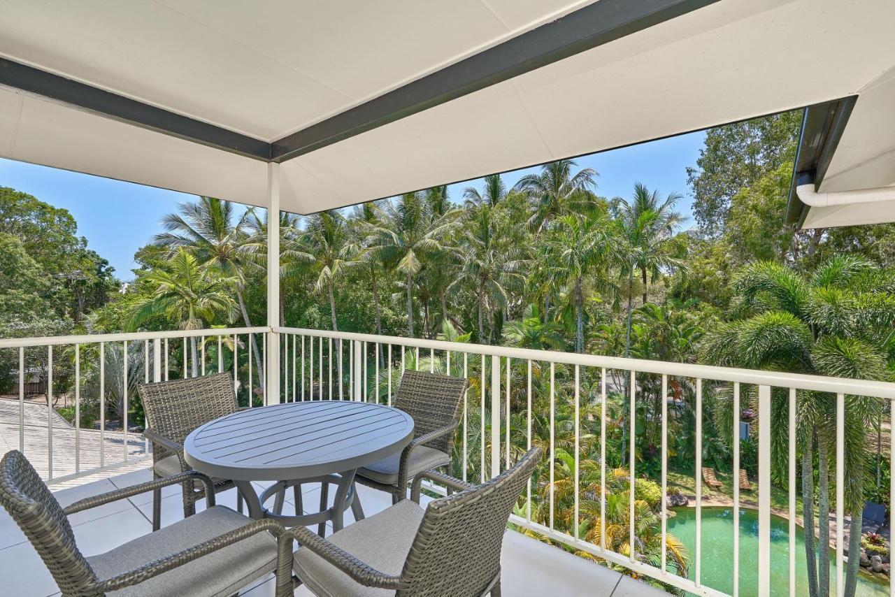 Golden Sands Beachfront Resort Yorkeys Knob Esterno foto