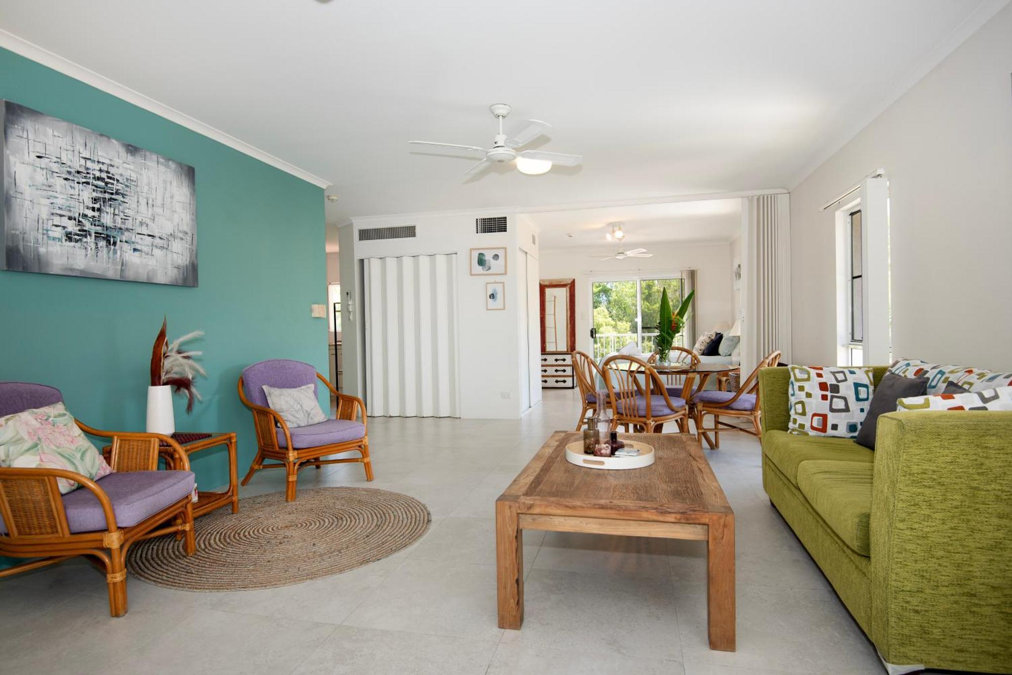 Golden Sands Beachfront Resort Yorkeys Knob Esterno foto